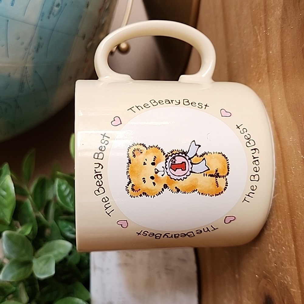 Vintage Applause The Beary Beast mug